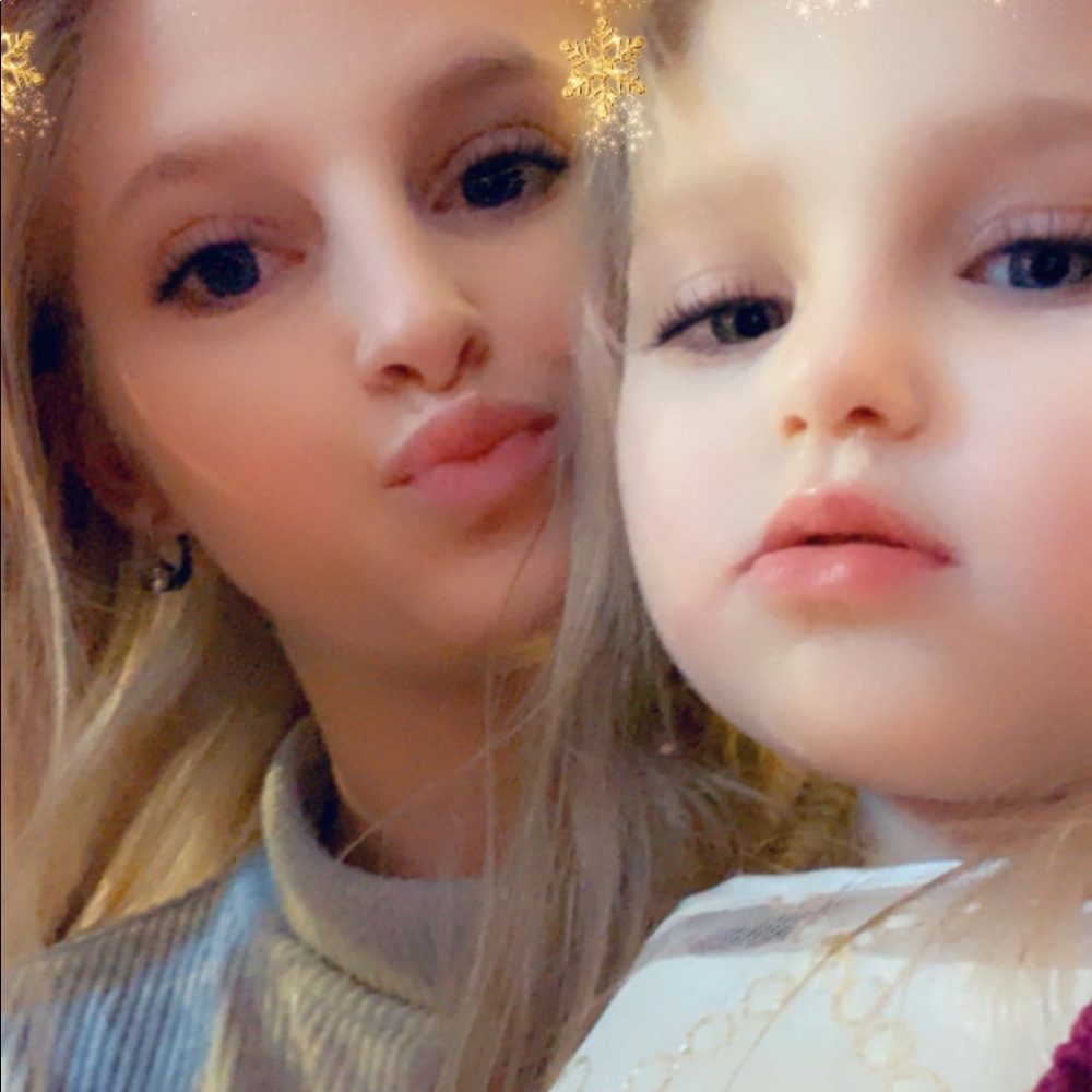 Meet your Posher, Kendra